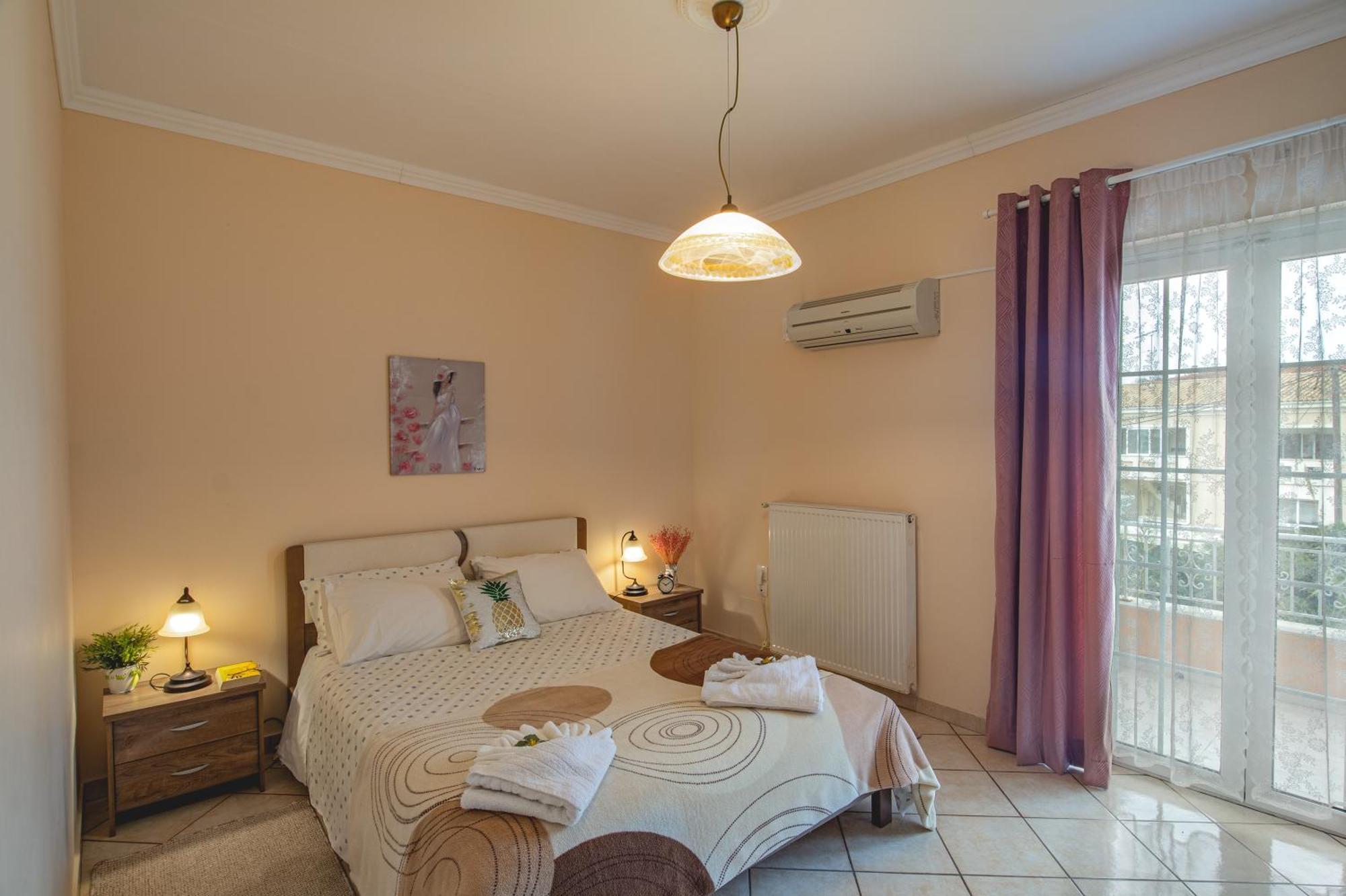 House Of Velenia - 2 Bedroom Apartment Near Old Town, Airport And Bus Station Korfu Dış mekan fotoğraf