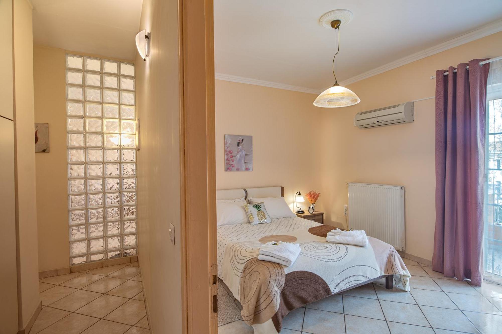 House Of Velenia - 2 Bedroom Apartment Near Old Town, Airport And Bus Station Korfu Dış mekan fotoğraf