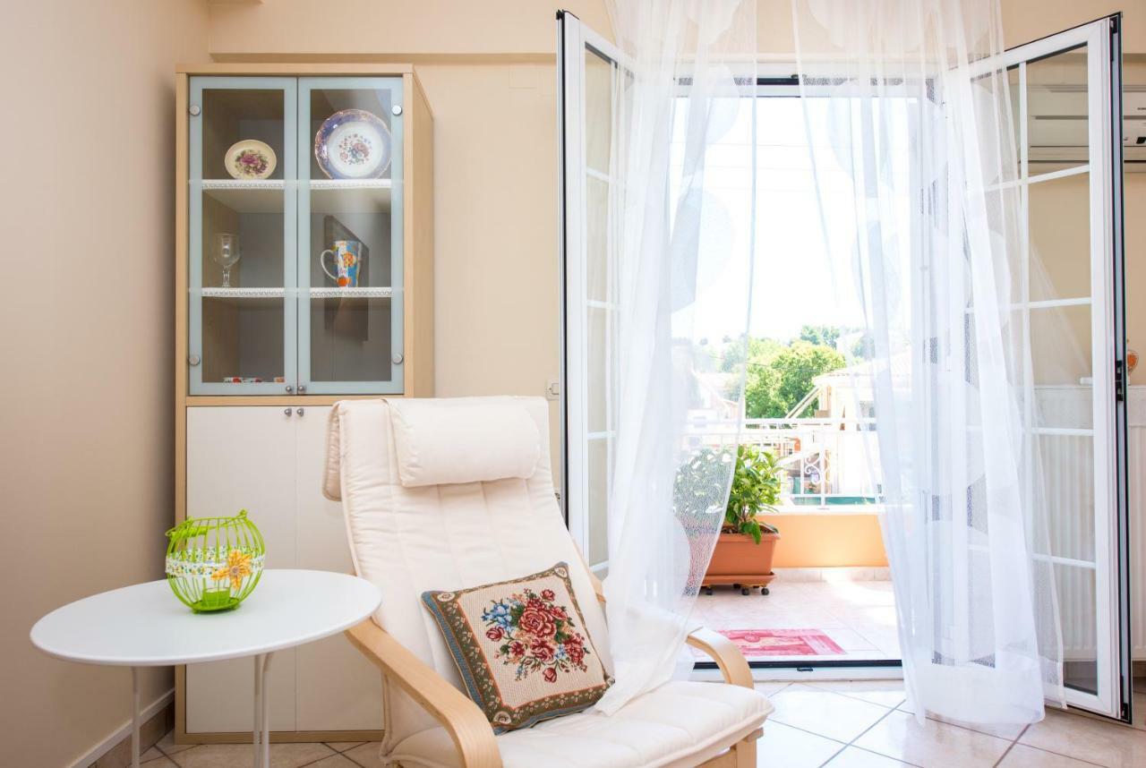 House Of Velenia - 2 Bedroom Apartment Near Old Town, Airport And Bus Station Korfu Dış mekan fotoğraf